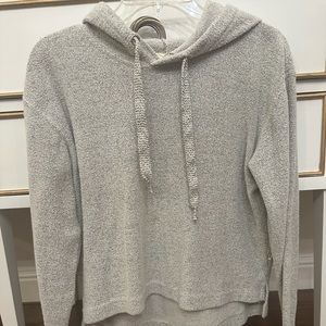 Southern Spirit (boutique brand) hoodie. size small.